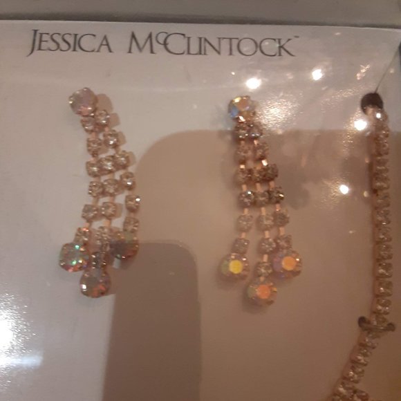 JESSICA MCCLINTOCK Gift boxed Art Deco Necklace and Earring Set, AB Crystal/Gold - Picture 4 of 5